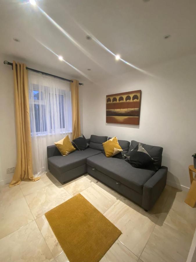 Dannifar Guest House Londra Exterior foto